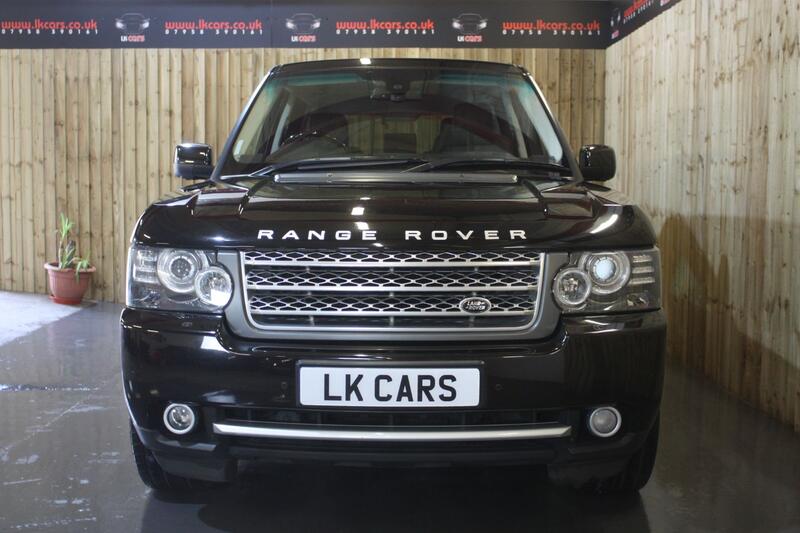 View LAND ROVER RANGE ROVER 4.4 TD V8 Vogue 