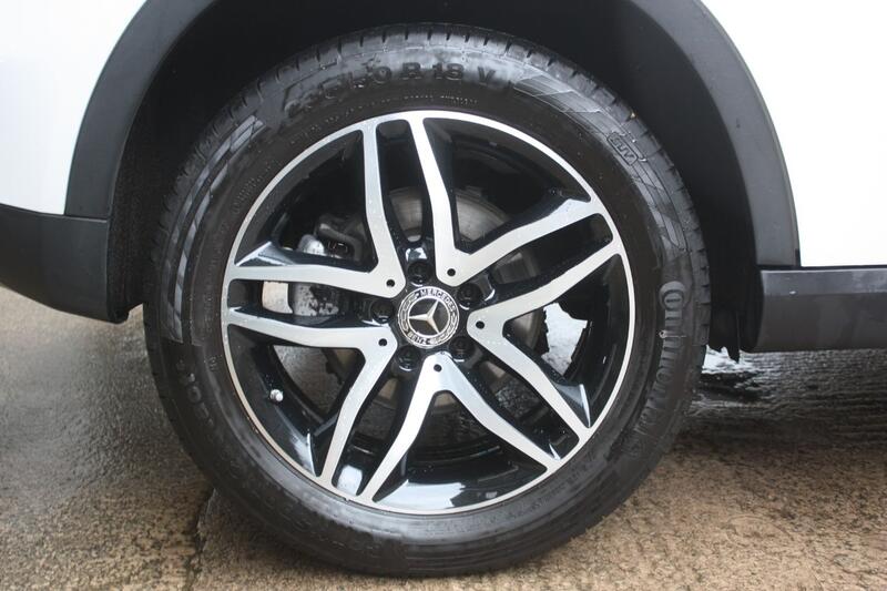 MERCEDES-BENZ GLA CLASS