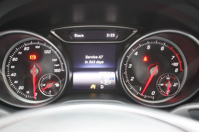 MERCEDES-BENZ GLA CLASS