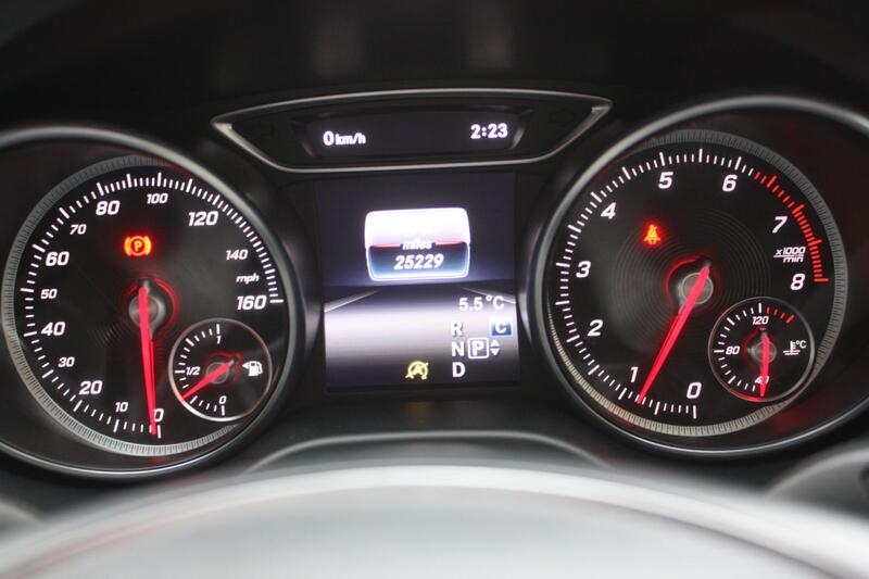 MERCEDES-BENZ GLA CLASS