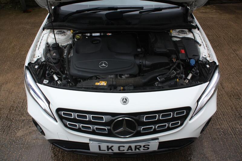 MERCEDES-BENZ GLA CLASS