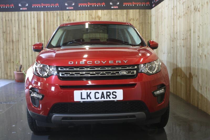 View LAND ROVER DISCOVERY SPORT 2.0 TD4 SE Tech