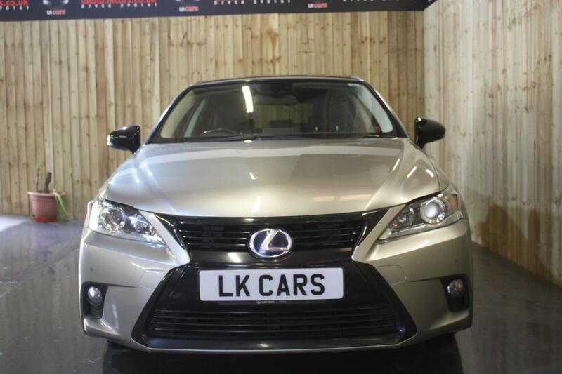 View LEXUS CT 1.8 200h Sport