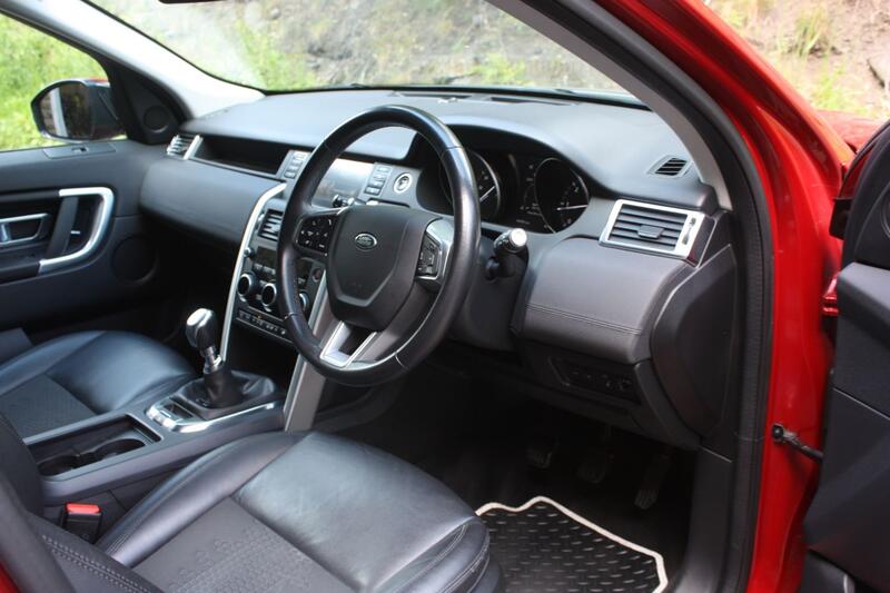 LAND ROVER DISCOVERY SPORT