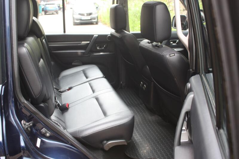 MITSUBISHI SHOGUN