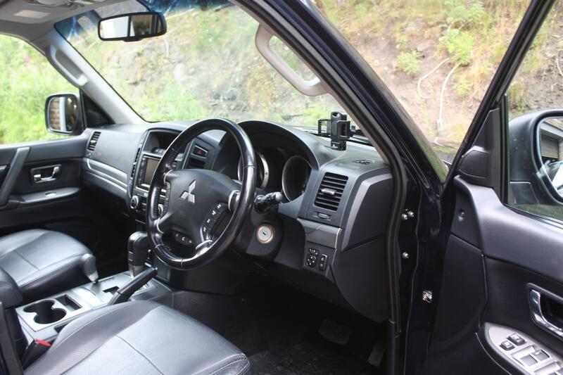 MITSUBISHI SHOGUN