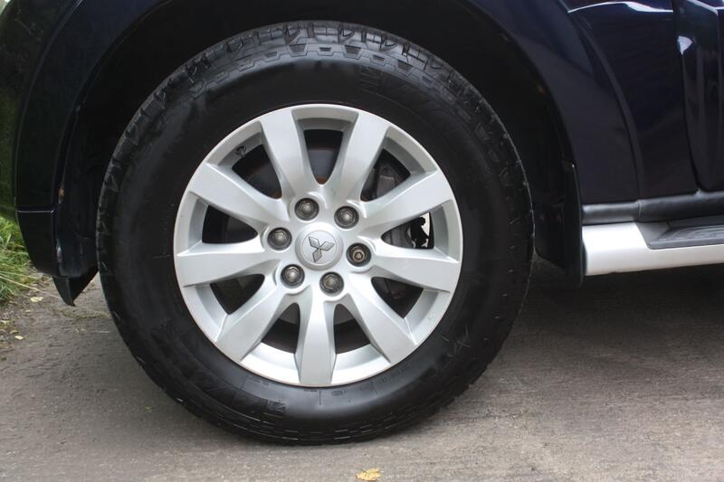 MITSUBISHI SHOGUN