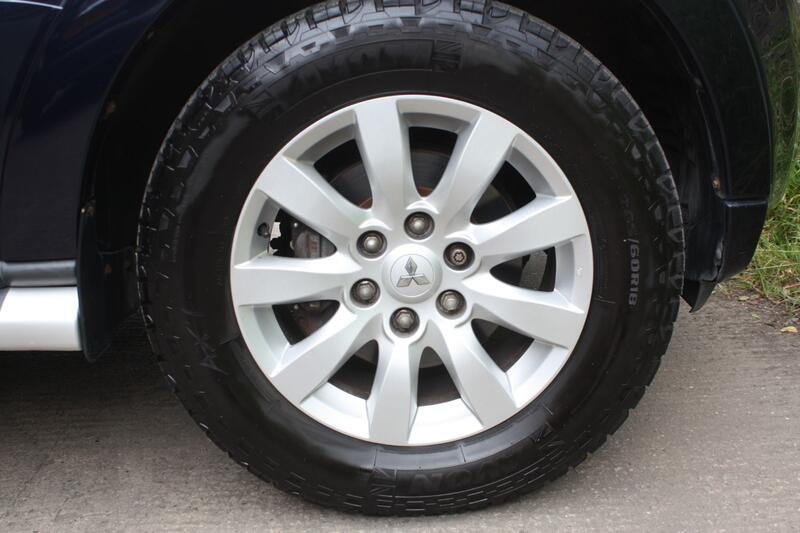 MITSUBISHI SHOGUN