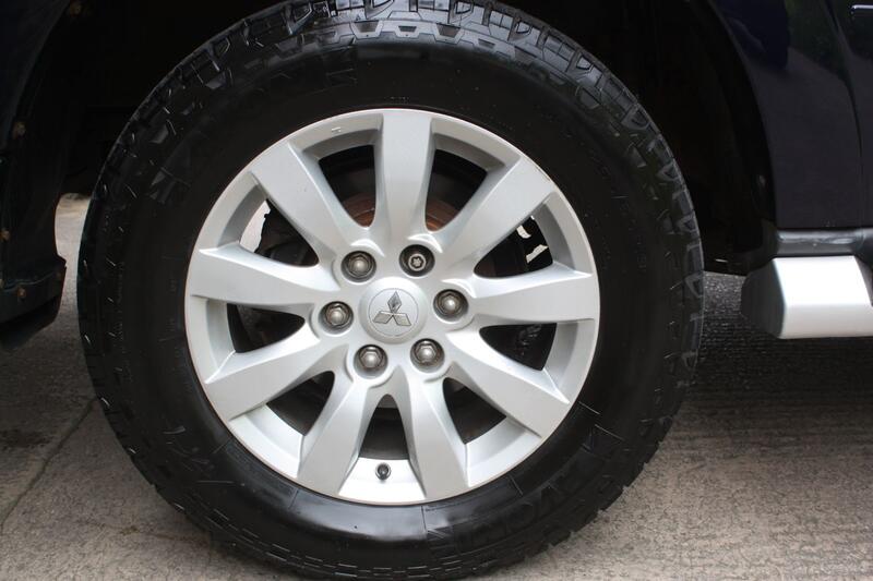 MITSUBISHI SHOGUN