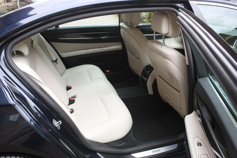 BMW 7 SERIES