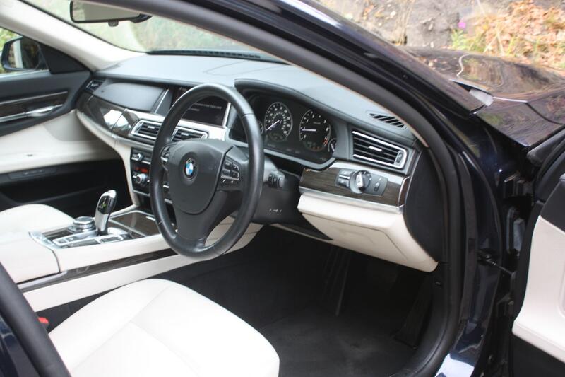 BMW 7 SERIES