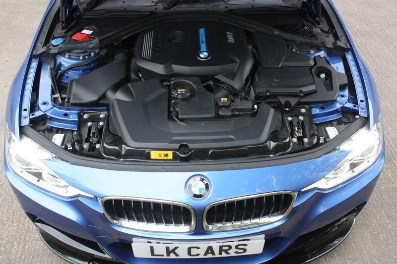 BMW 3 SERIES