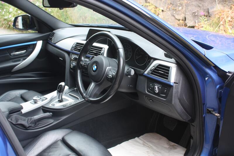 BMW 3 SERIES