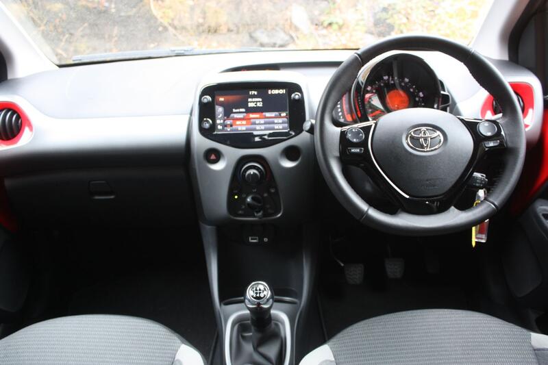 TOYOTA AYGO
