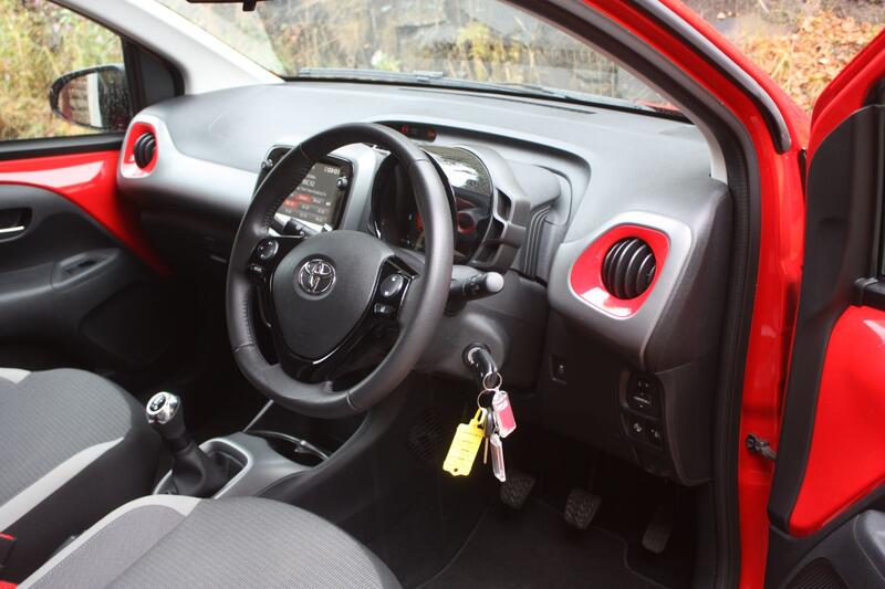 TOYOTA AYGO