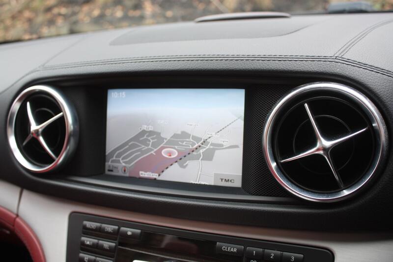 MERCEDES-BENZ SL