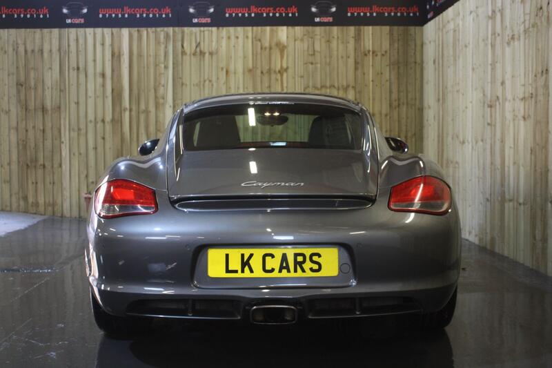 PORSCHE CAYMAN