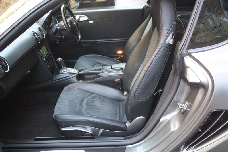 PORSCHE CAYMAN
