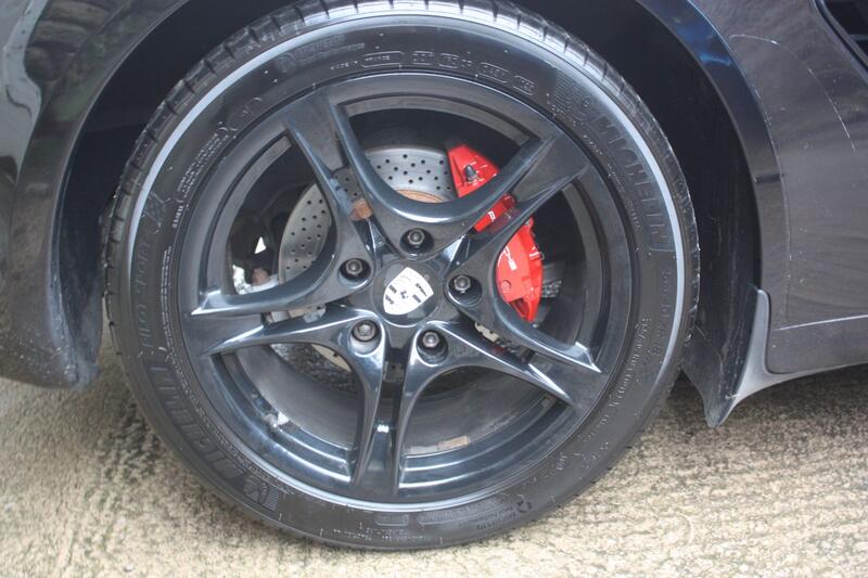 PORSCHE CAYMAN