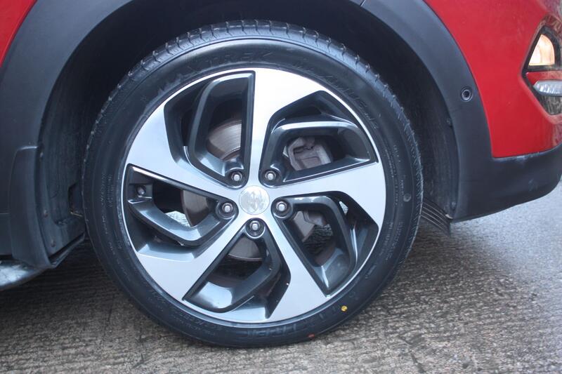 HYUNDAI TUCSON