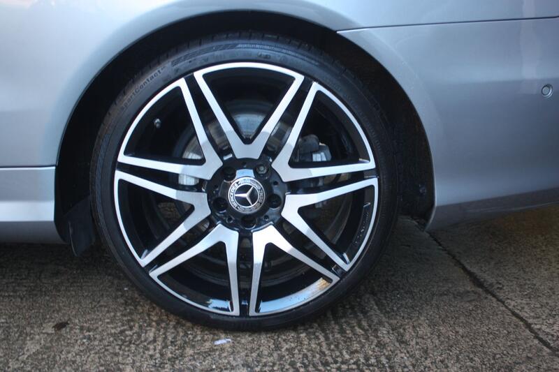 MERCEDES-BENZ E CLASS