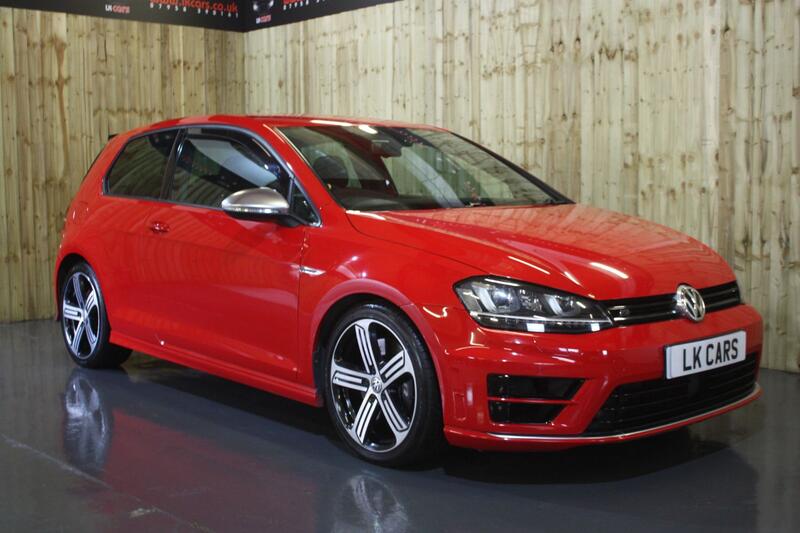 View VOLKSWAGEN GOLF 2.0 TSI BlueMotion Tech R