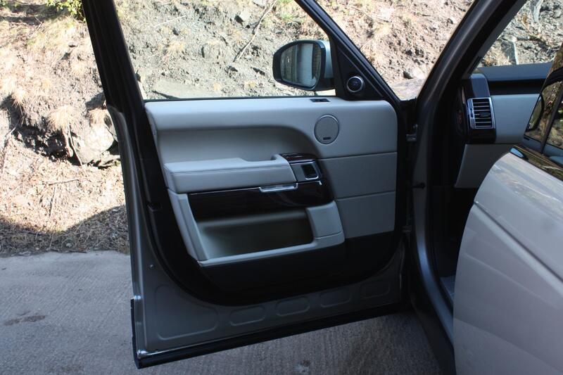 LAND ROVER RANGE ROVER
