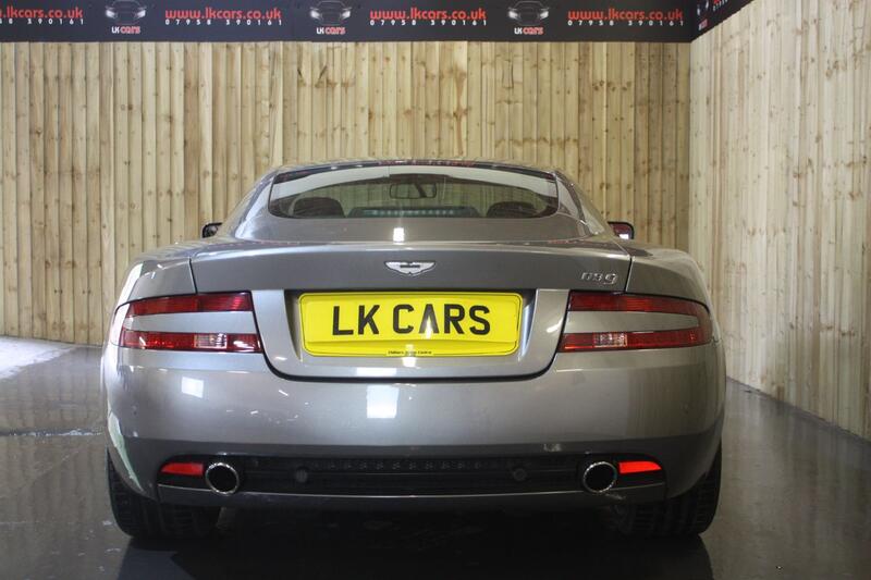 ASTON MARTIN DB9