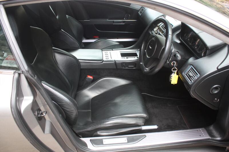 ASTON MARTIN DB9