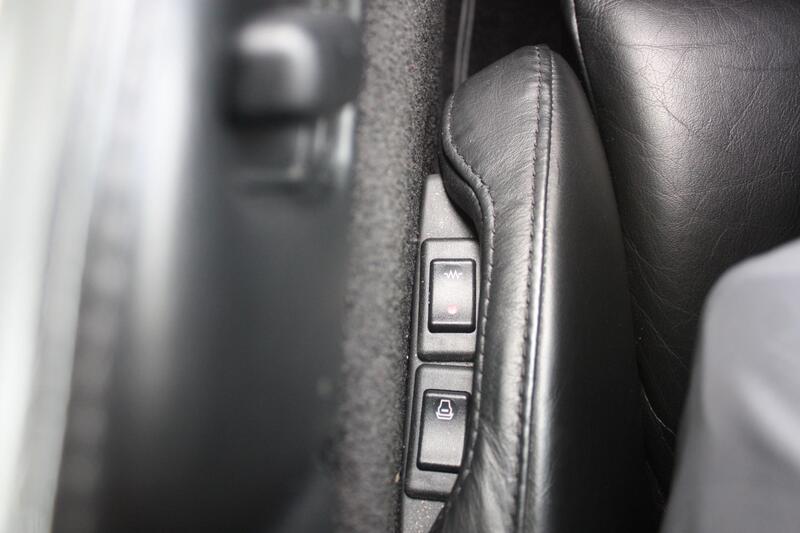 ASTON MARTIN DB9