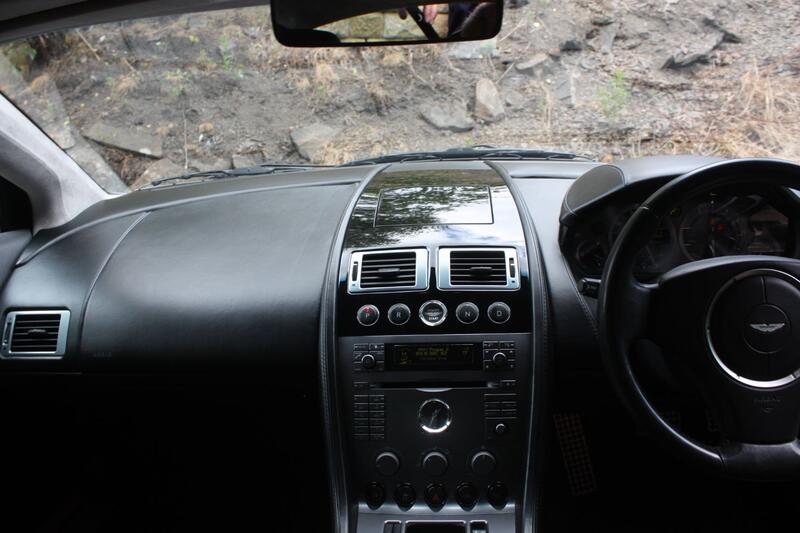 View ASTON MARTIN DB9 5.9