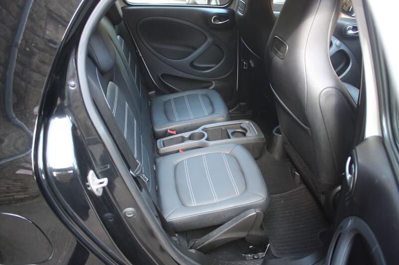SMART FORFOUR