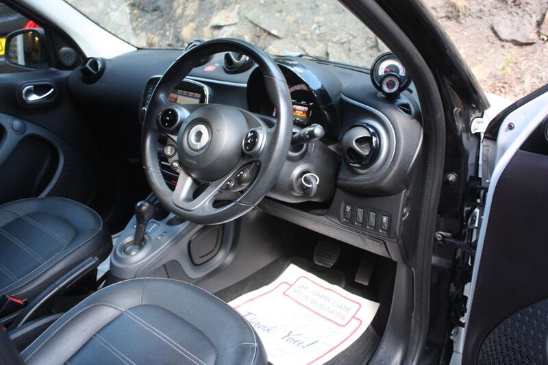 SMART FORFOUR