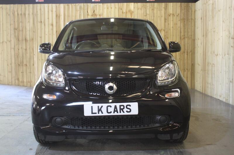 View SMART FORTWO 0.9 T Edition Black