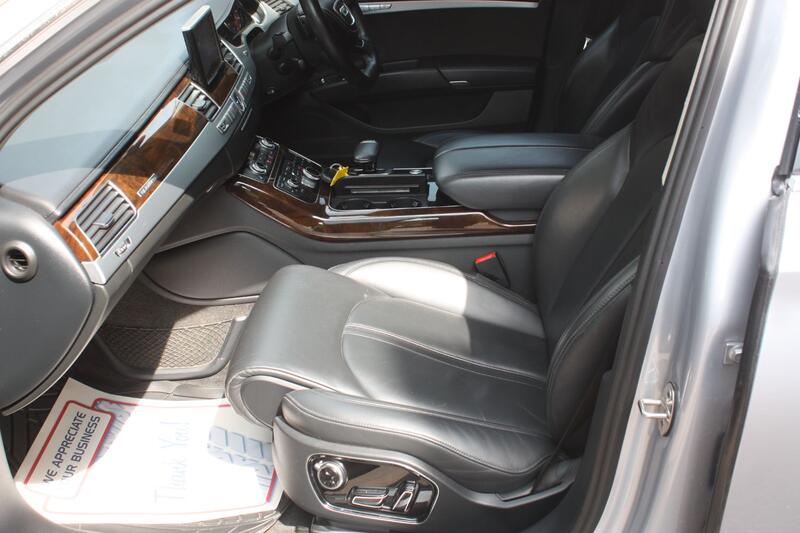 AUDI A8