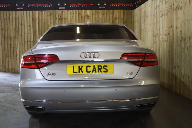 AUDI A8