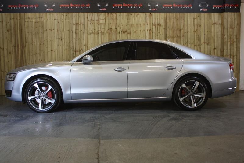AUDI A8